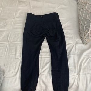 Lululemon leggings size 4